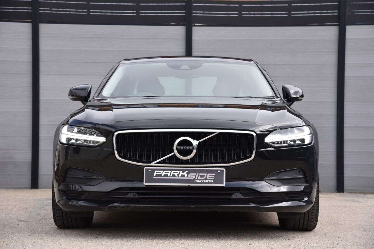 A 2018 VOLVO S90 2.0 D4 Momentum Saloon 4dr Diesel Auto Euro 6 (s/s) (190 ps) ULEZ | 1 FORME A 2018 VOLVO S90 2.0 D4 Momentum Saloon 4dr Diesel Auto Euro 6 (s/s) (190 ps) ULEZ | 1 FORME