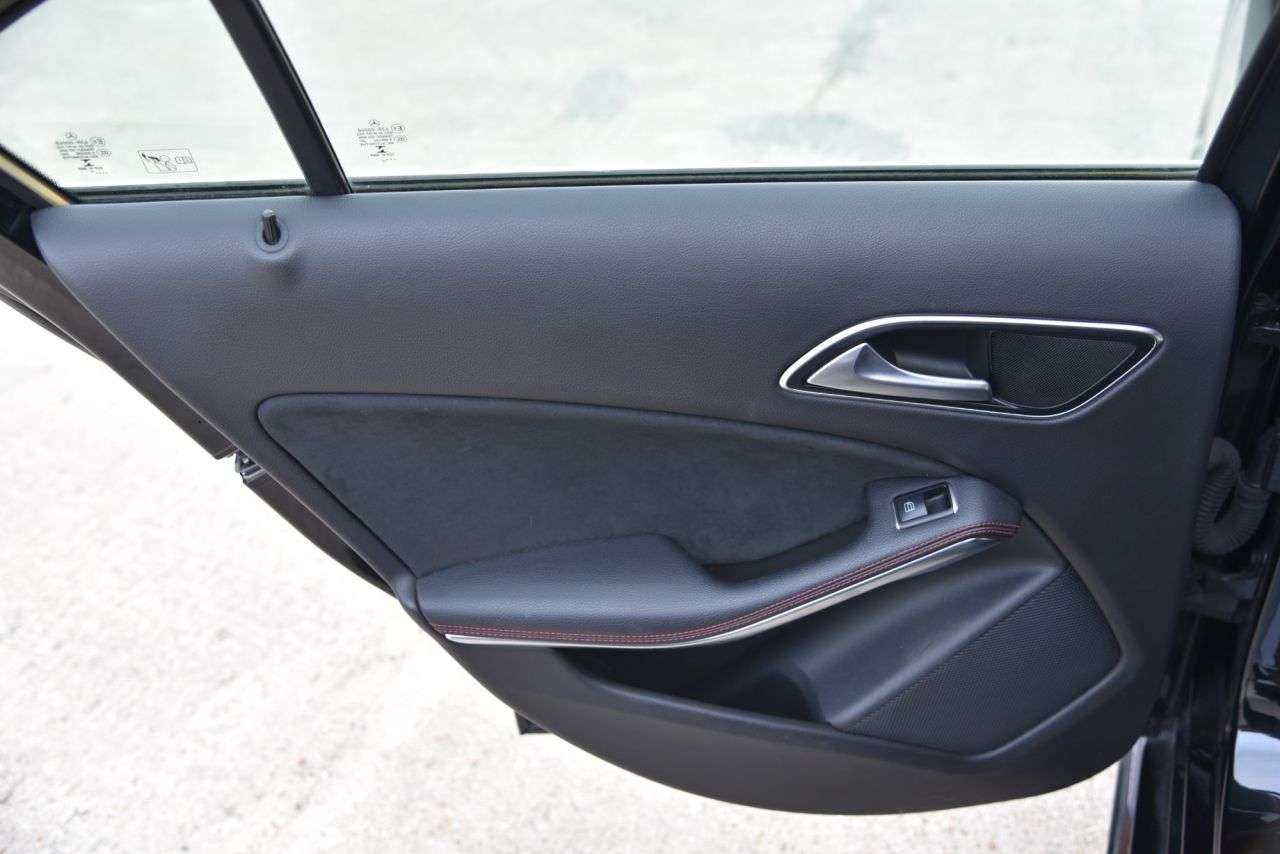 2017 MERCEDES-BENZ A-CLASS 2017 MERCEDES-BENZ A-CLASS