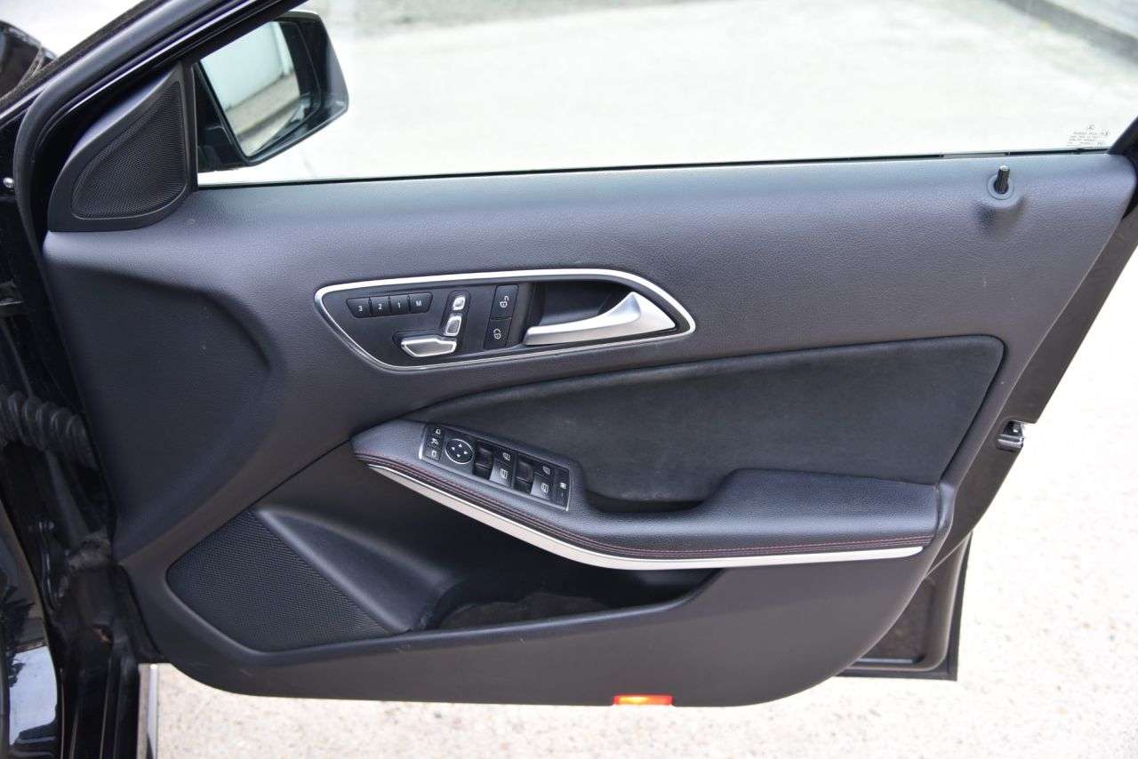 2017 MERCEDES-BENZ A-CLASS 2017 MERCEDES-BENZ A-CLASS