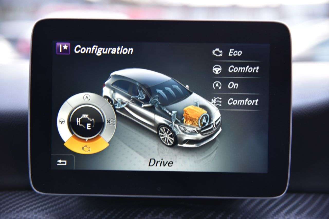 2017 MERCEDES-BENZ A-CLASS 2017 MERCEDES-BENZ A-CLASS