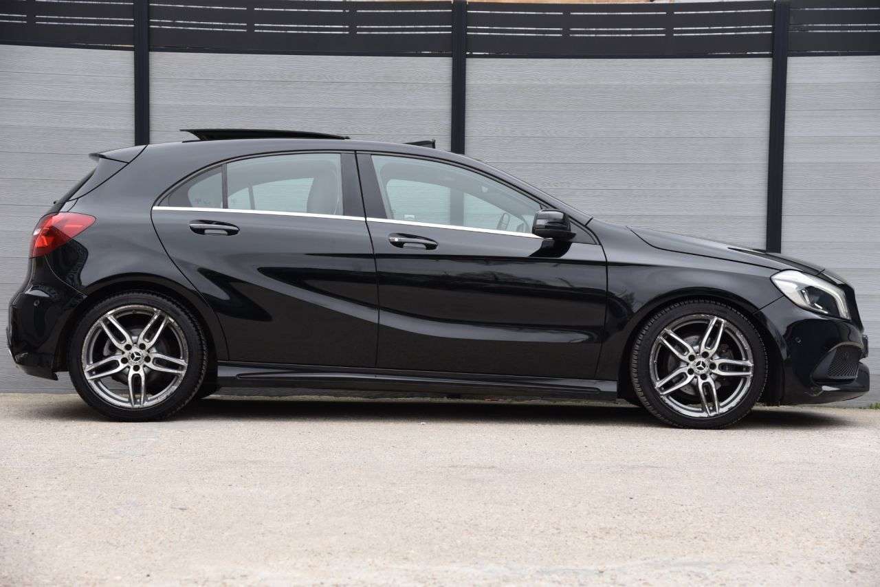 2017 MERCEDES-BENZ A-CLASS 2017 MERCEDES-BENZ A-CLASS