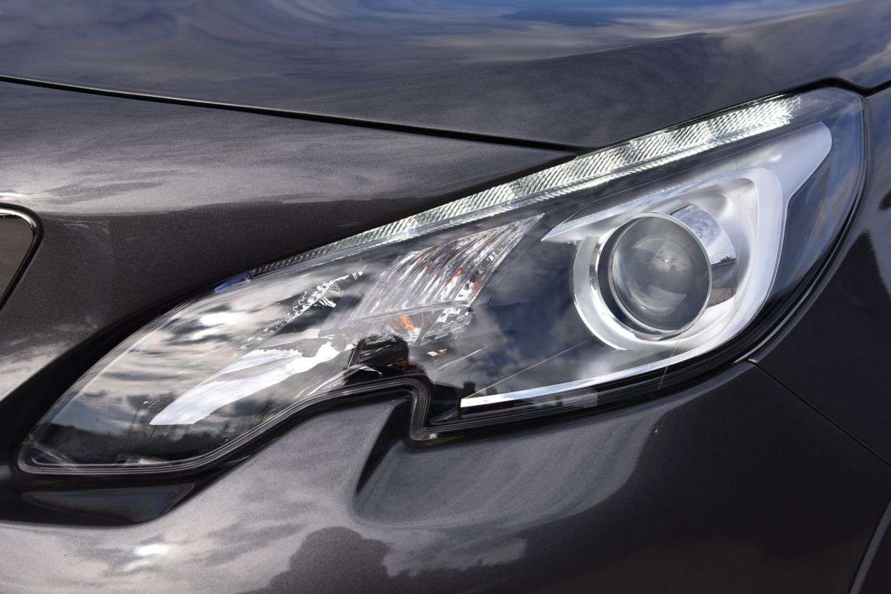 2019 PEUGEOT 2008 2019 PEUGEOT 2008