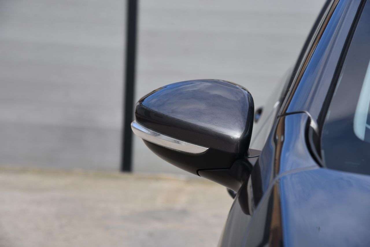 2019 PEUGEOT 2008 2019 PEUGEOT 2008