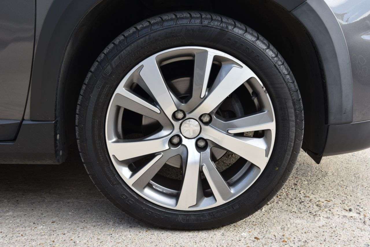 2019 PEUGEOT 2008 2019 PEUGEOT 2008