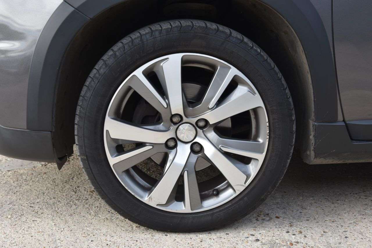 2019 PEUGEOT 2008 2019 PEUGEOT 2008