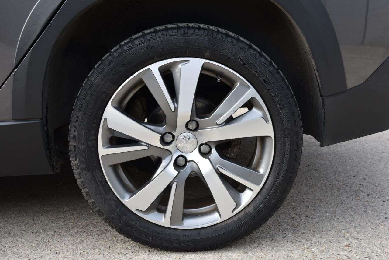 2019 PEUGEOT 2008 2019 PEUGEOT 2008