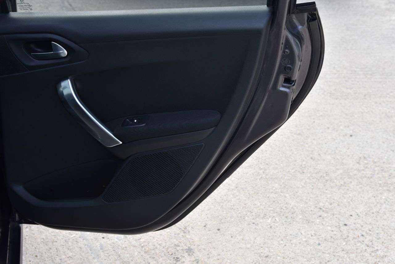 2019 PEUGEOT 2008 2019 PEUGEOT 2008