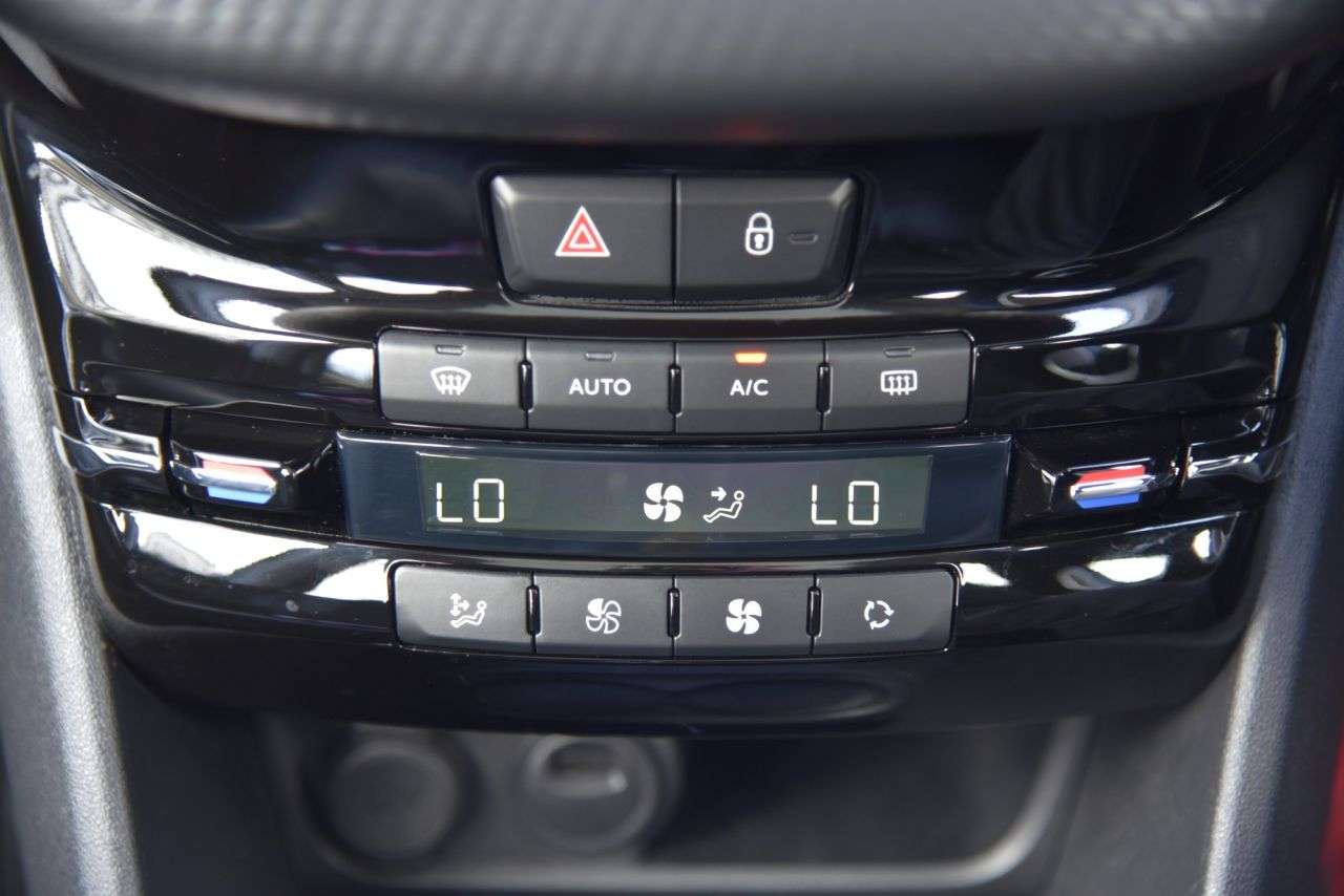 2019 PEUGEOT 2008 2019 PEUGEOT 2008