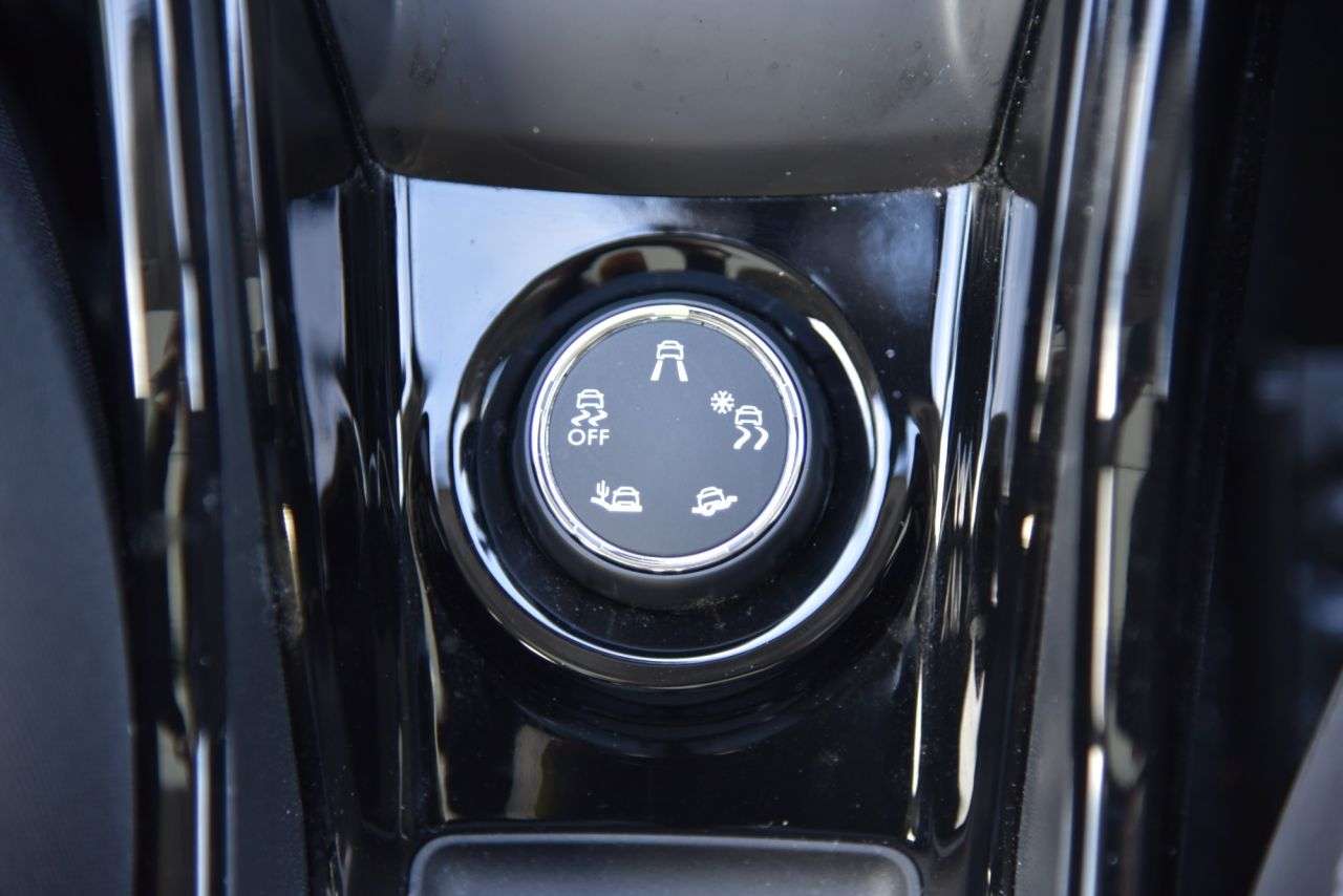 2019 PEUGEOT 2008 2019 PEUGEOT 2008