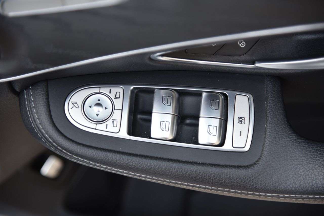 2017 MERCEDES-BENZ C-CLASS 2017 MERCEDES-BENZ C-CLASS