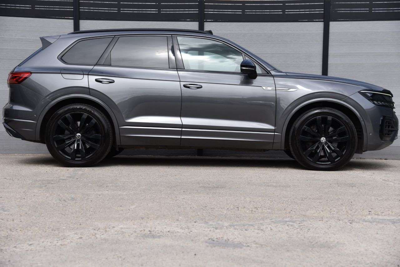 2021 VOLKSWAGEN TOUAREG 2021 VOLKSWAGEN TOUAREG