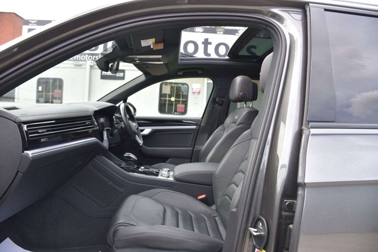 2021 VOLKSWAGEN TOUAREG 2021 VOLKSWAGEN TOUAREG