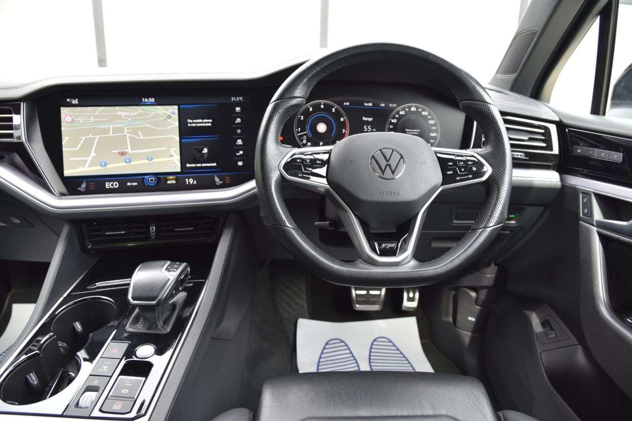 2021 VOLKSWAGEN TOUAREG 2021 VOLKSWAGEN TOUAREG