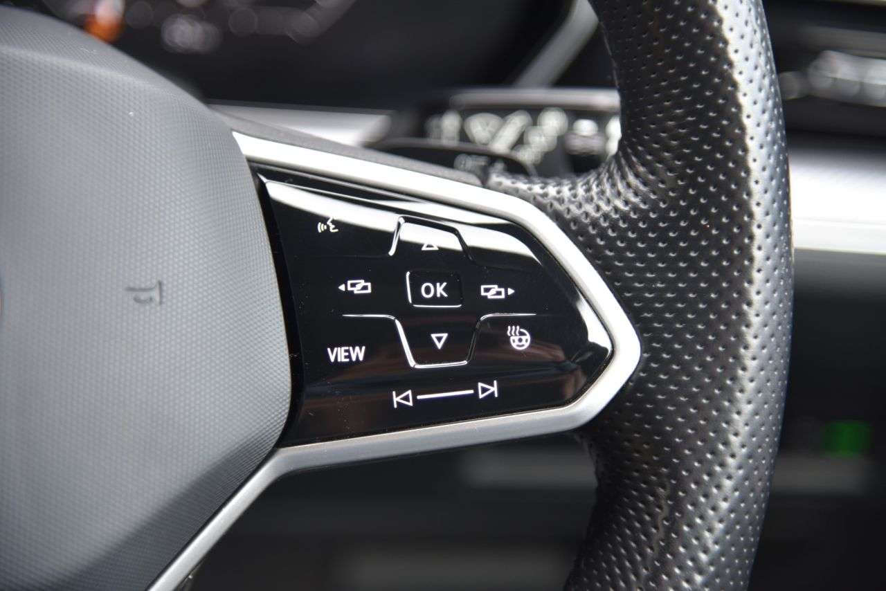 2021 VOLKSWAGEN TOUAREG 2021 VOLKSWAGEN TOUAREG
