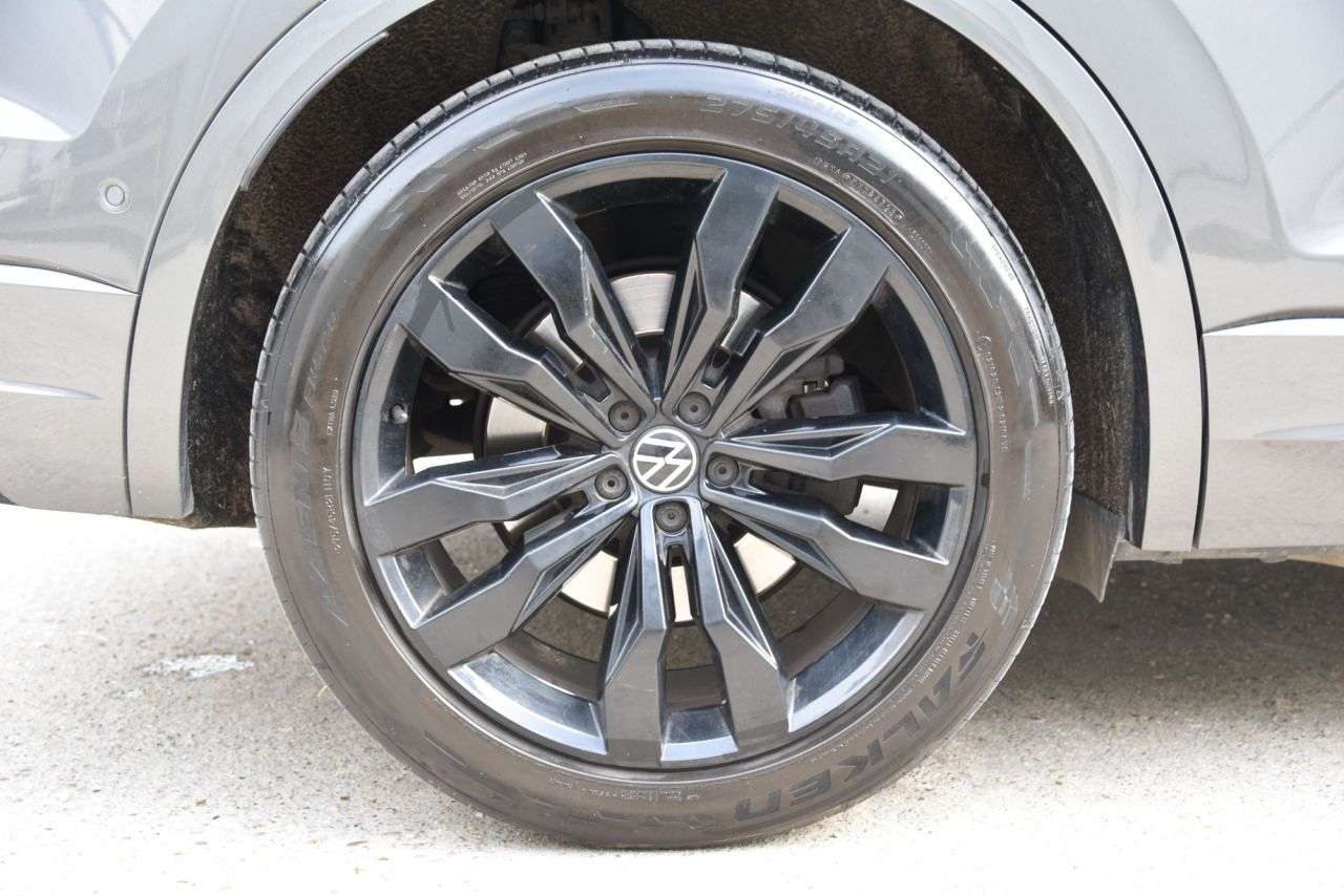 2021 VOLKSWAGEN TOUAREG 2021 VOLKSWAGEN TOUAREG