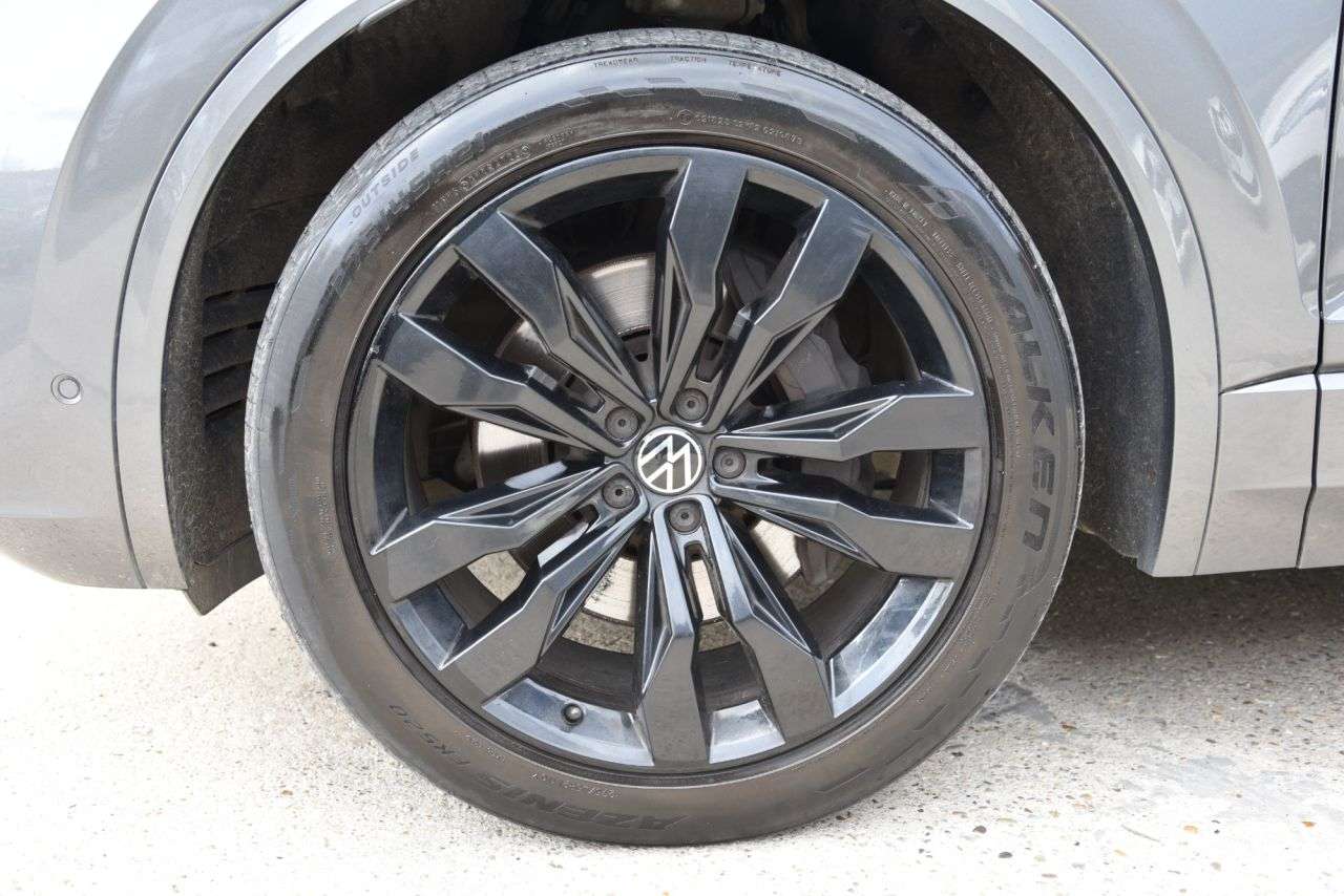 2021 VOLKSWAGEN TOUAREG 2021 VOLKSWAGEN TOUAREG