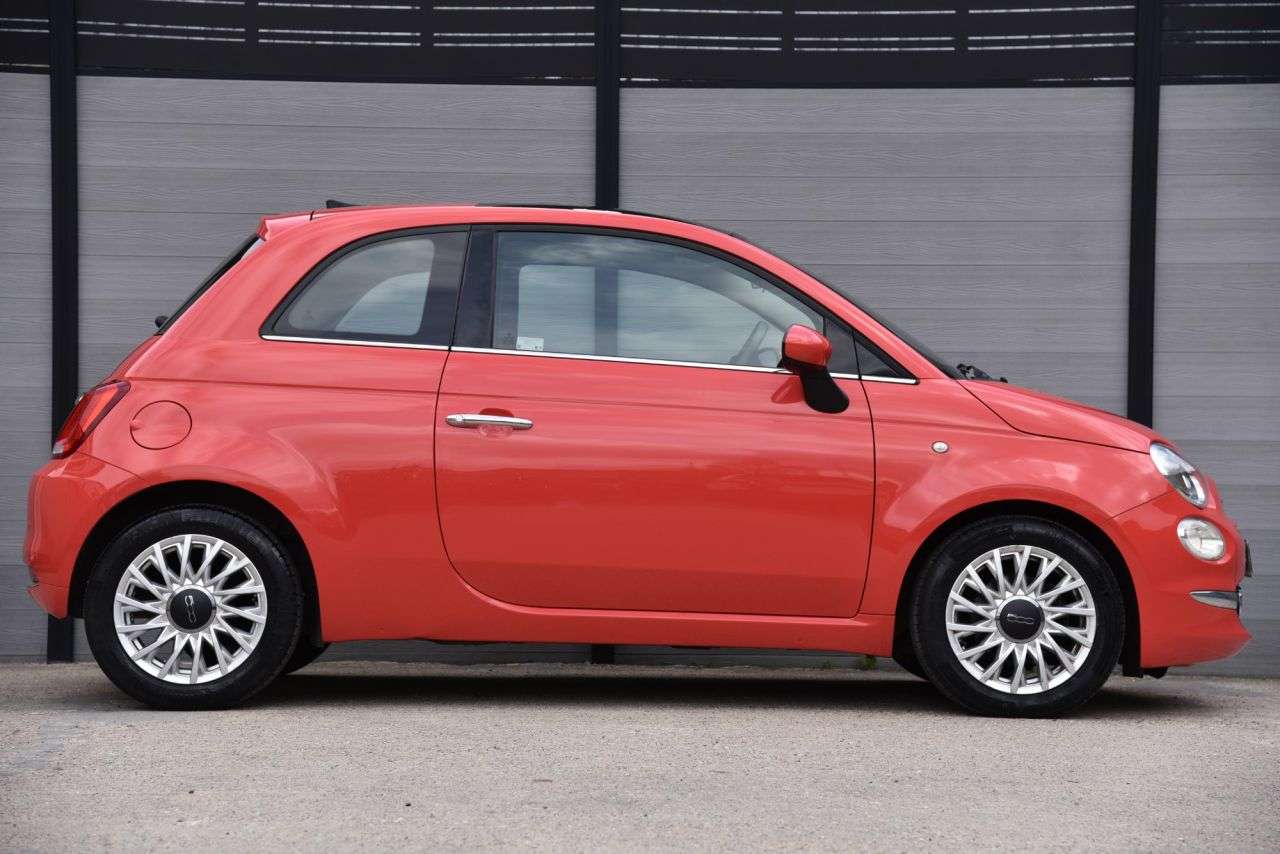 2018 FIAT 500 2018 FIAT 500