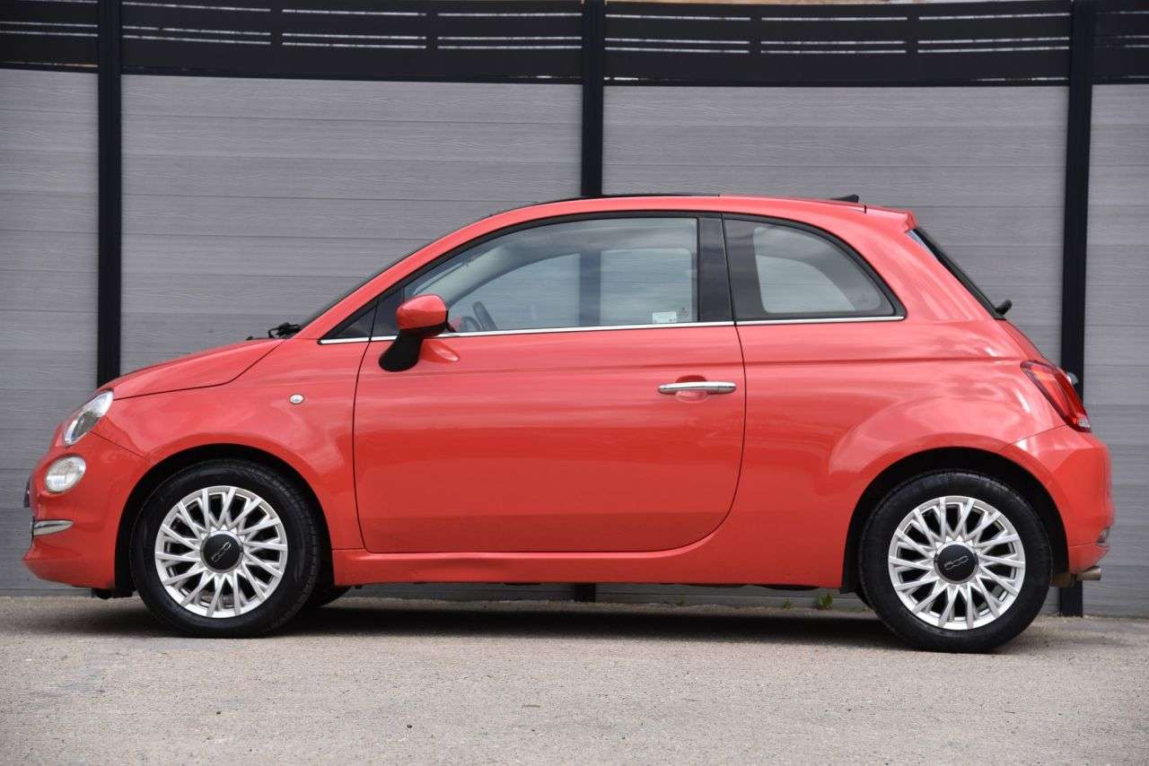 2018 FIAT 500 2018 FIAT 500