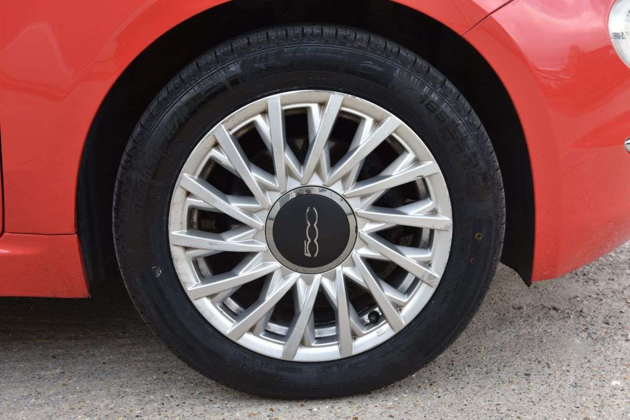 2018 FIAT 500 2018 FIAT 500