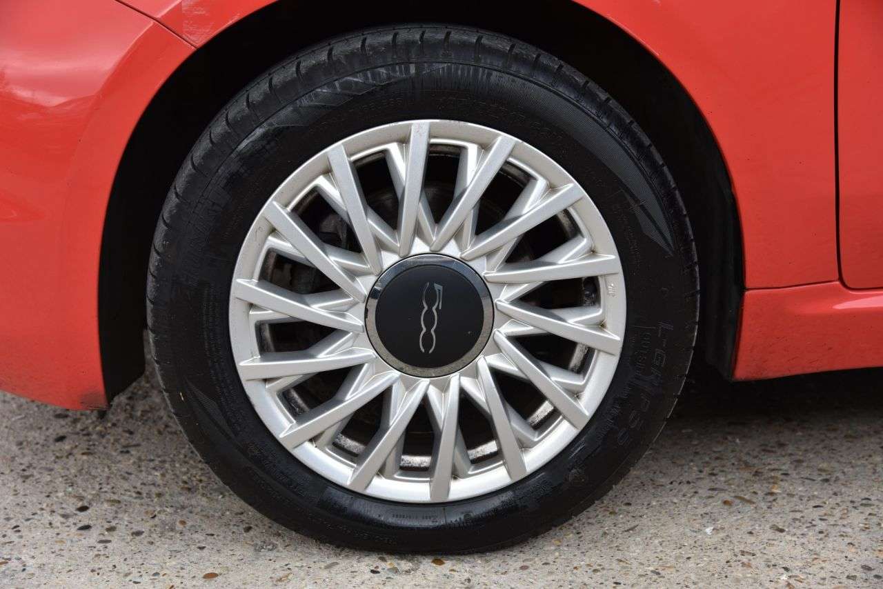2018 FIAT 500 2018 FIAT 500