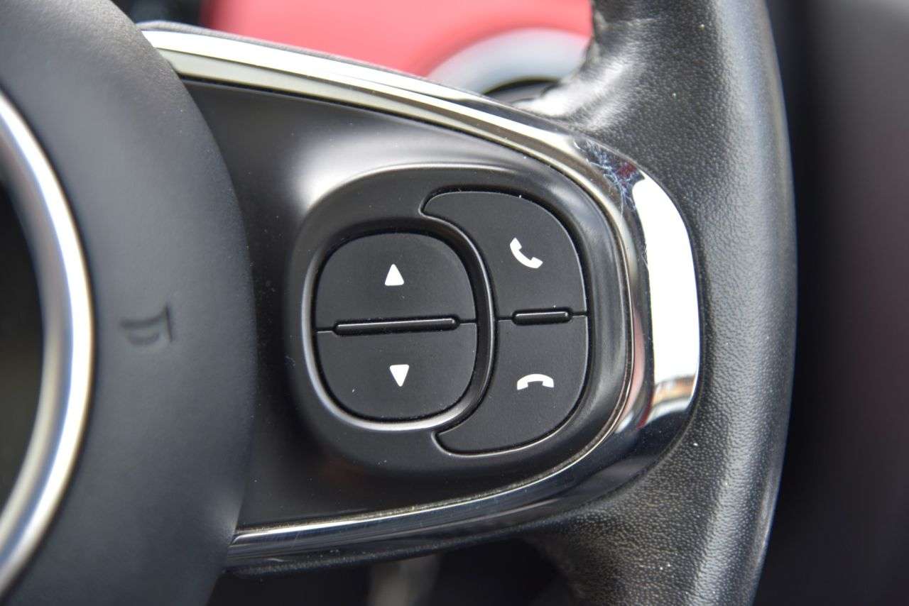 2018 FIAT 500 2018 FIAT 500