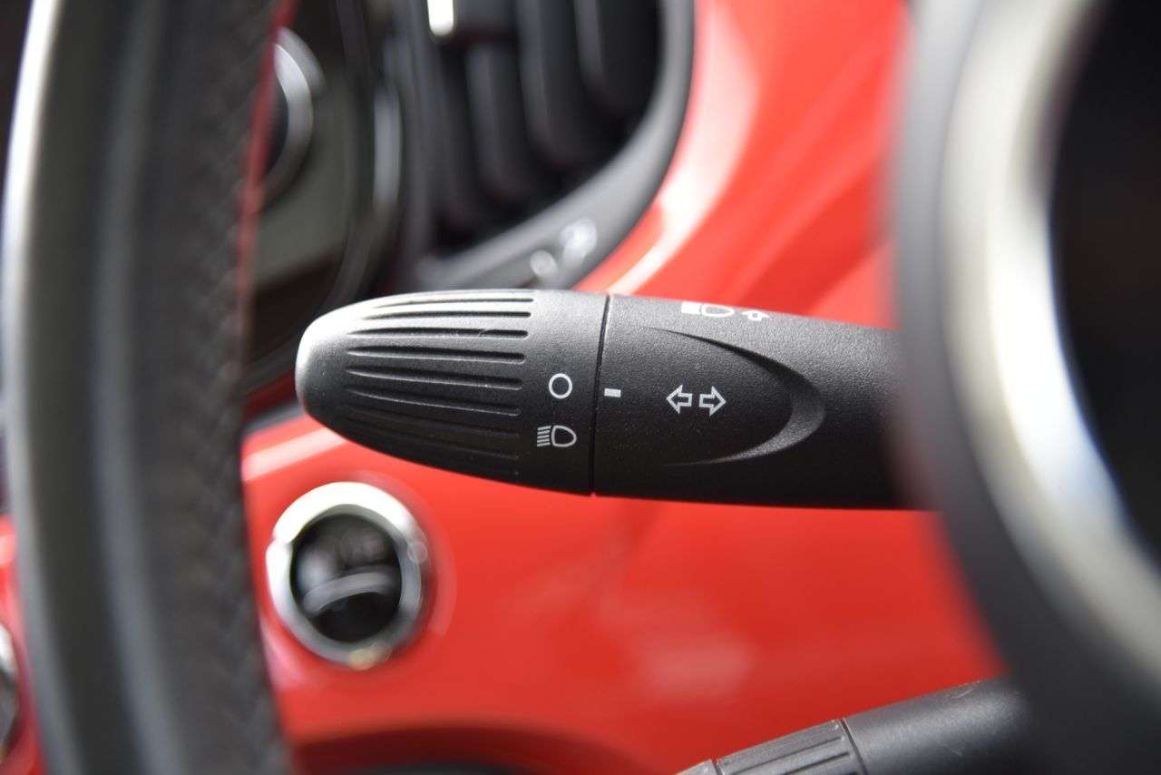 2018 FIAT 500 2018 FIAT 500