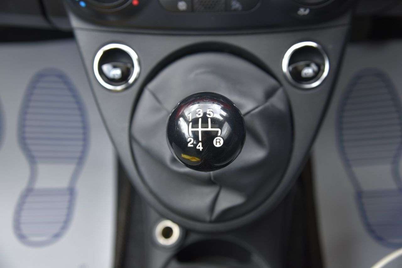 2018 FIAT 500 2018 FIAT 500