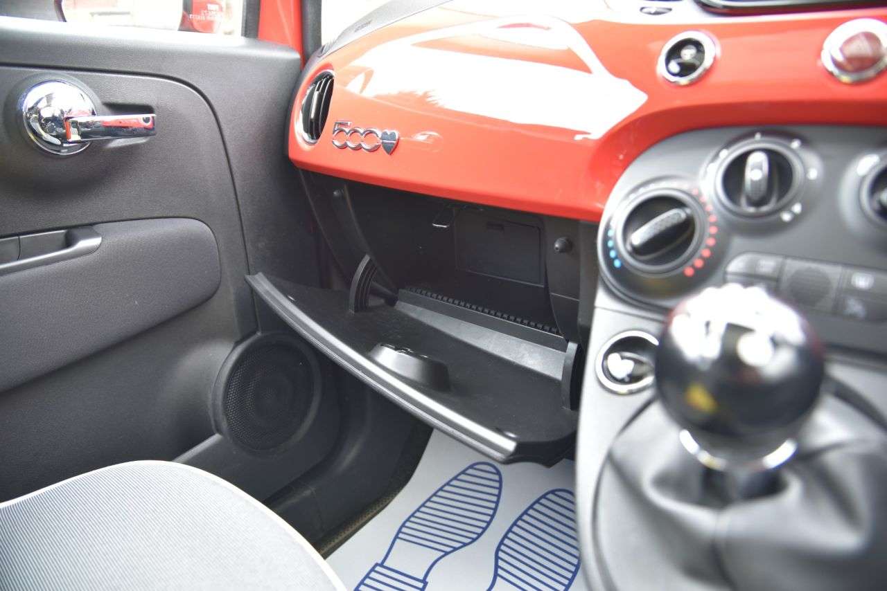 2018 FIAT 500 2018 FIAT 500
