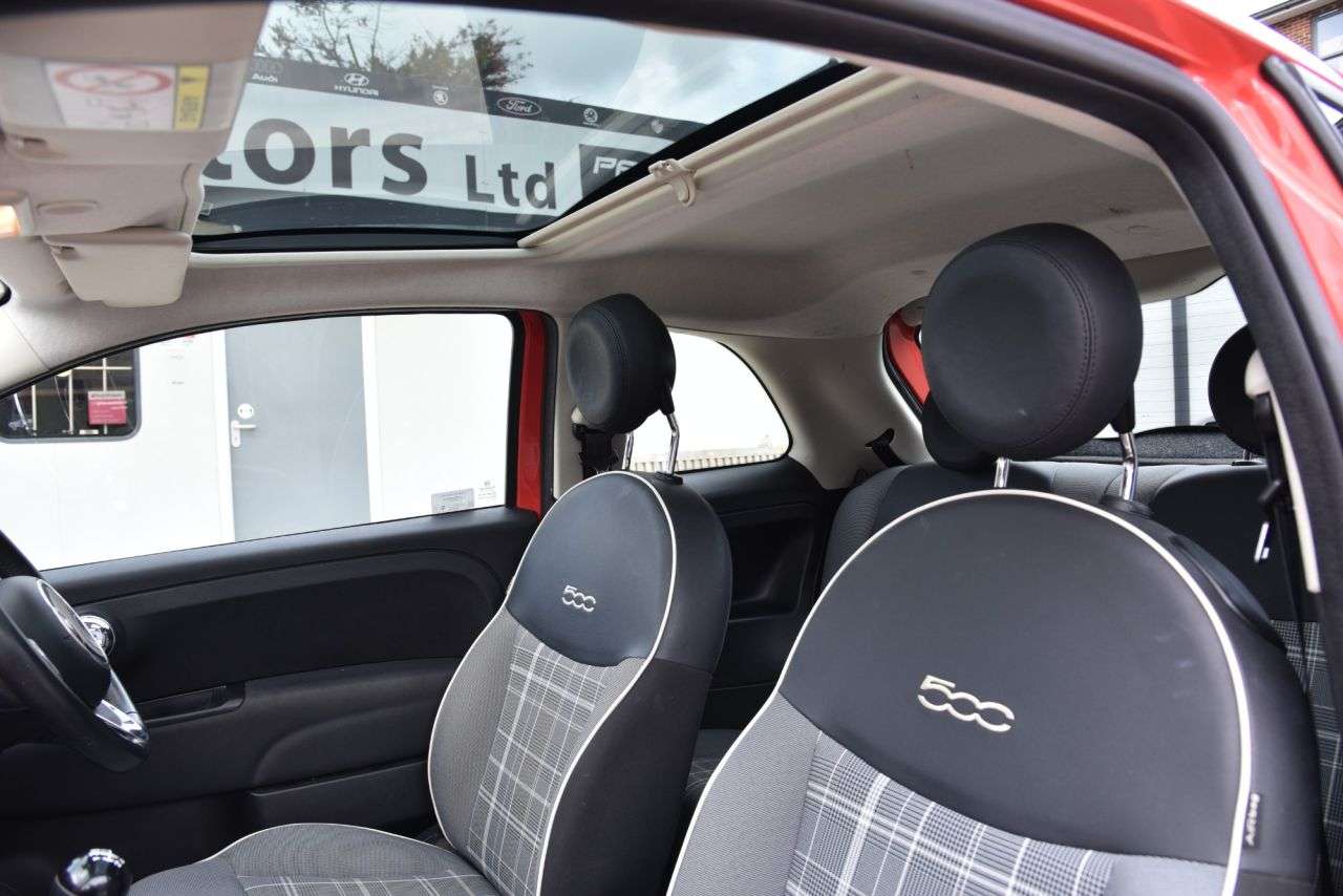 2018 FIAT 500 2018 FIAT 500