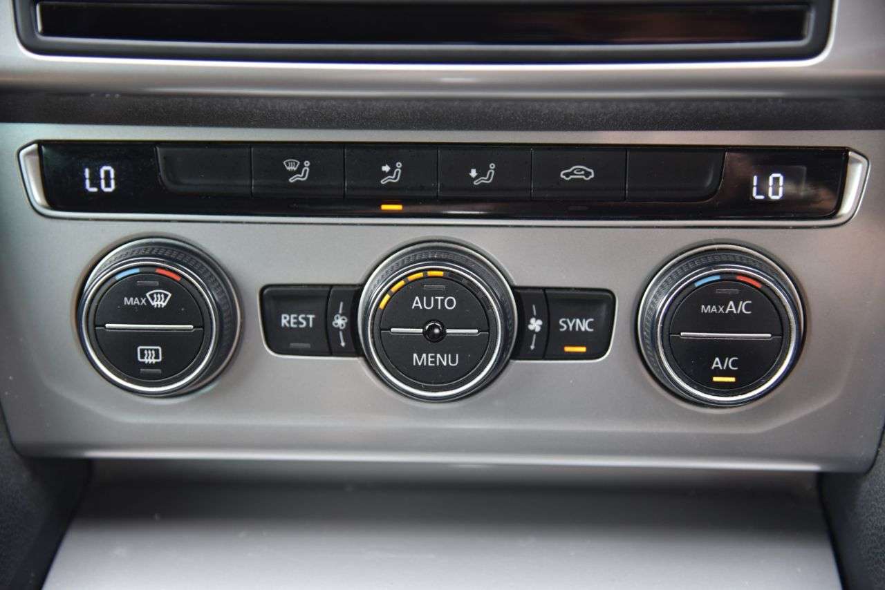 2016 VOLKSWAGEN PASSAT 2016 VOLKSWAGEN PASSAT