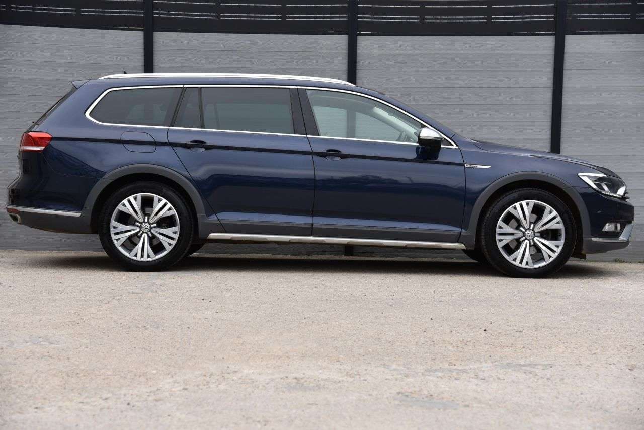 2016 VOLKSWAGEN PASSAT 2016 VOLKSWAGEN PASSAT