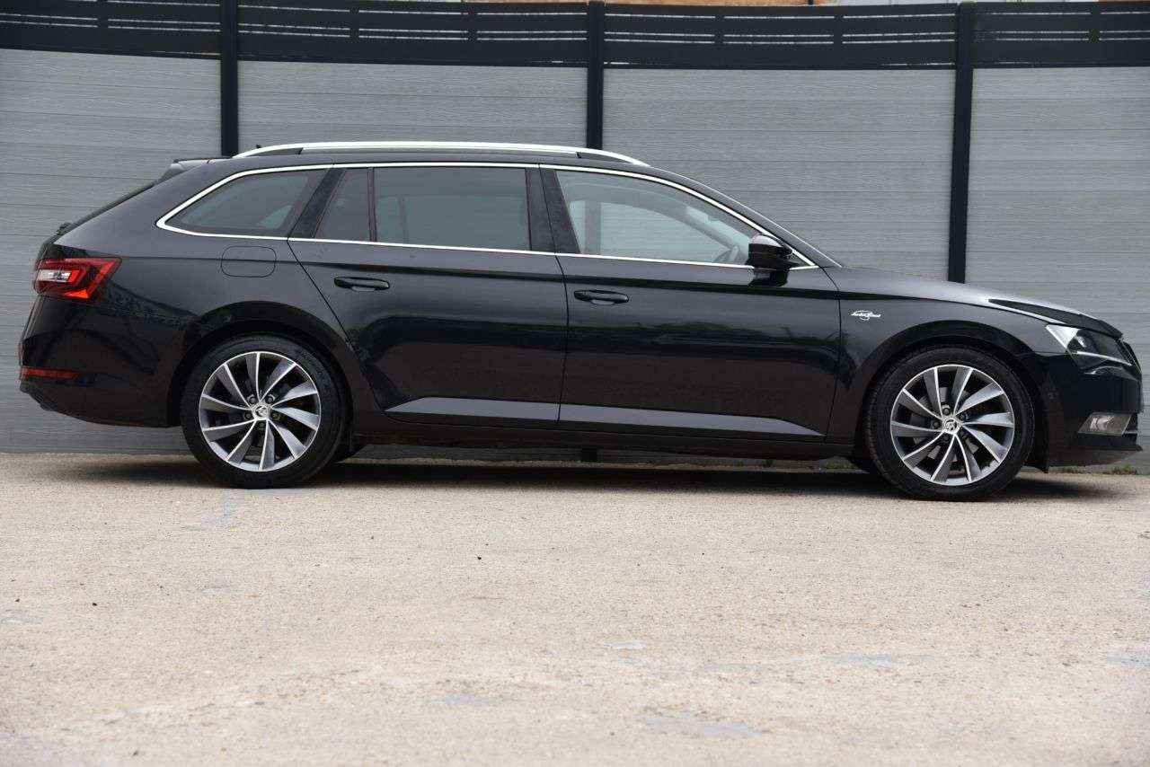 2017 SKODA SUPERB 2017 SKODA SUPERB