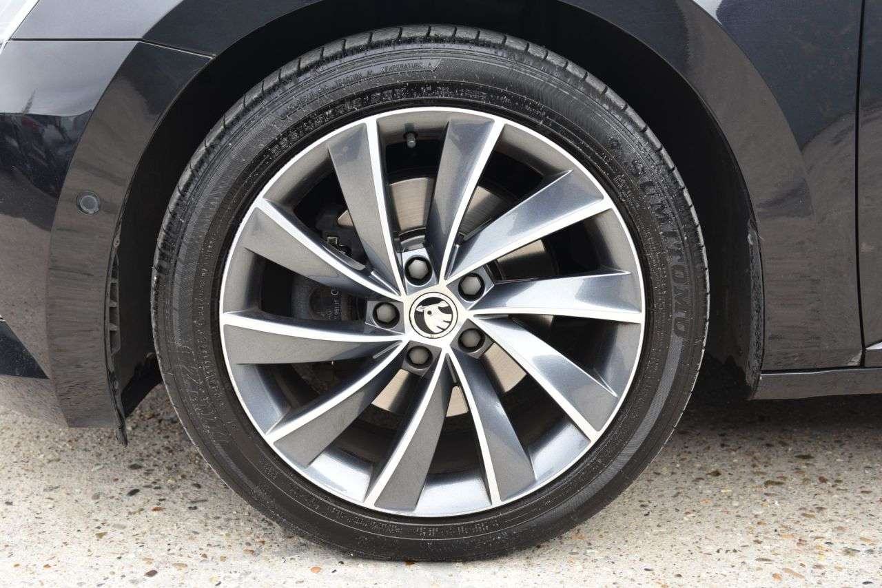 2017 SKODA SUPERB 2017 SKODA SUPERB