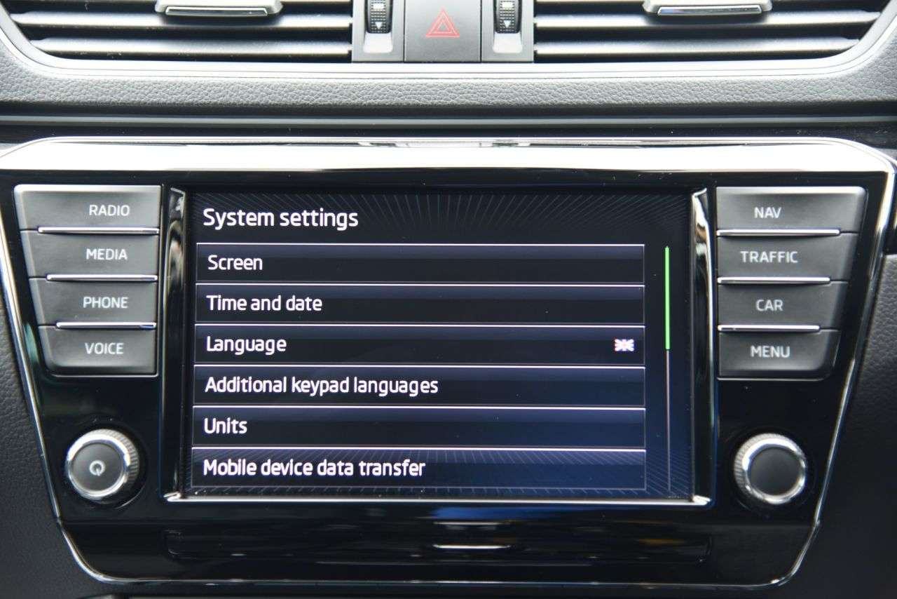 2017 SKODA SUPERB 2017 SKODA SUPERB