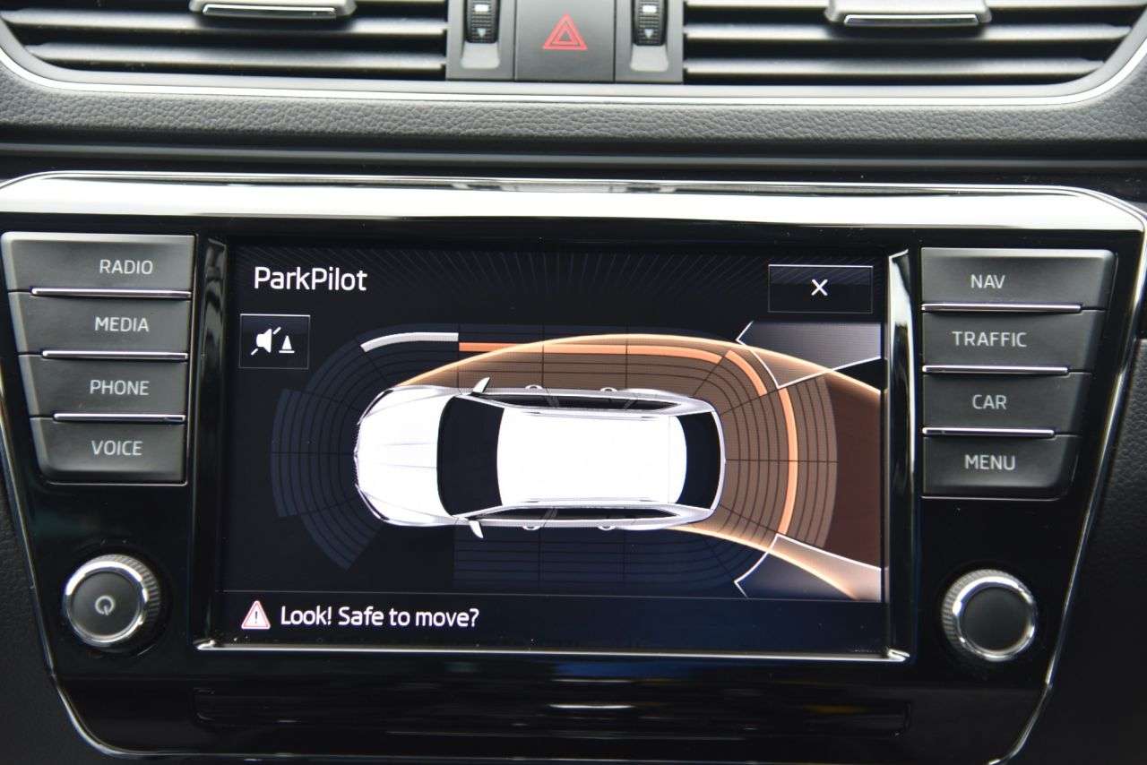 2017 SKODA SUPERB 2017 SKODA SUPERB