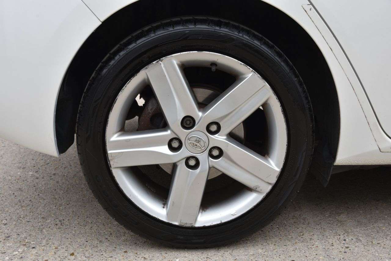 2014 TOYOTA AURIS 2014 TOYOTA AURIS