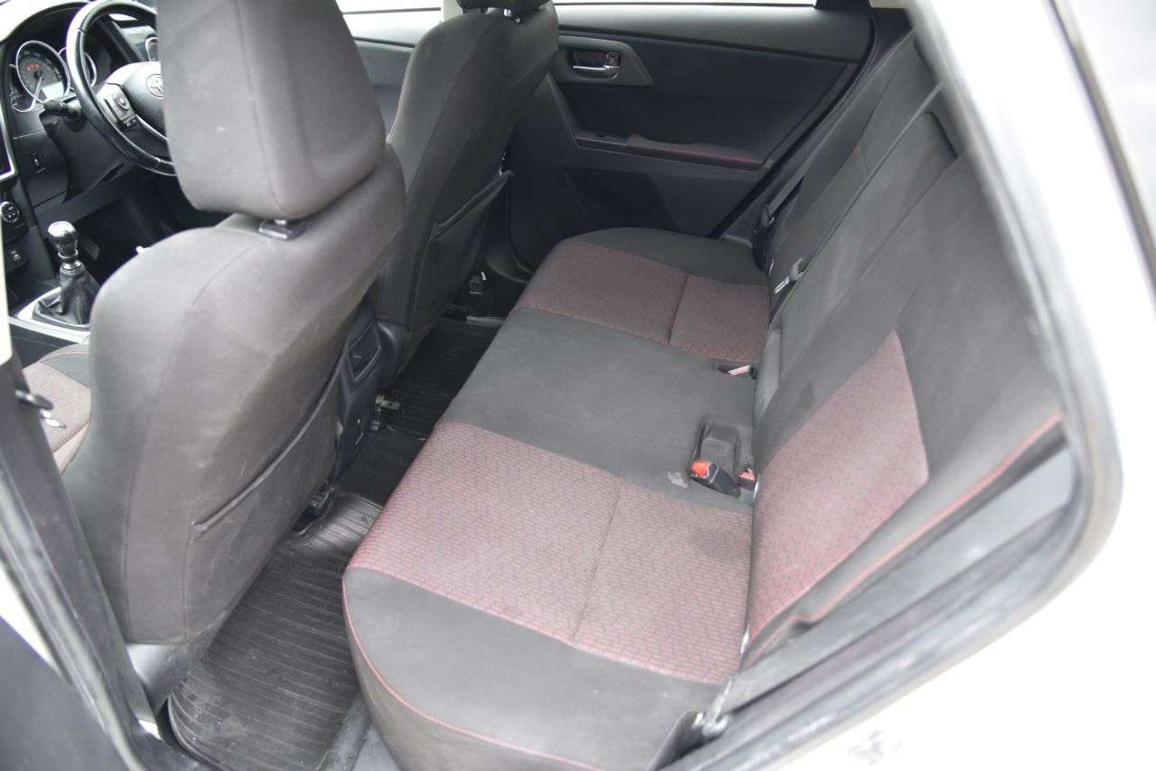 2014 TOYOTA AURIS 2014 TOYOTA AURIS