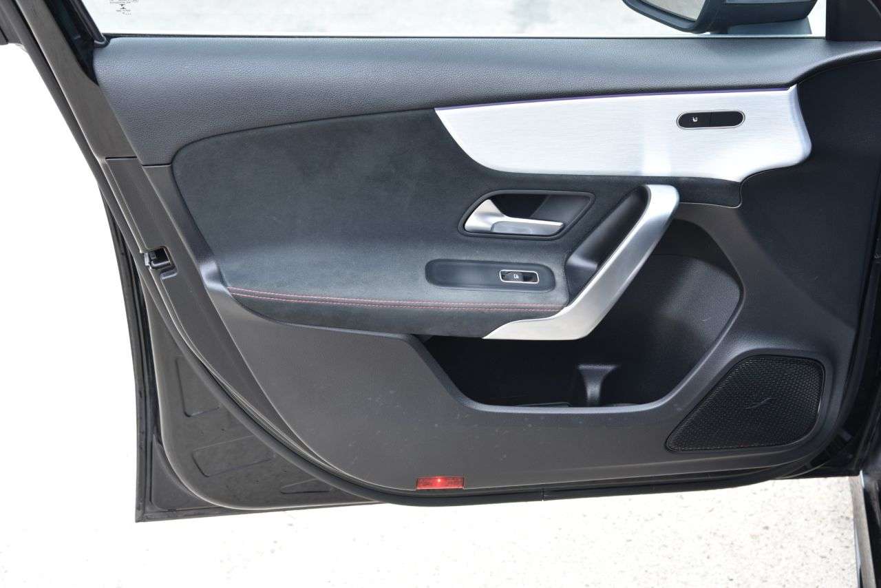 2018 MERCEDES-BENZ A-CLASS 2018 MERCEDES-BENZ A-CLASS