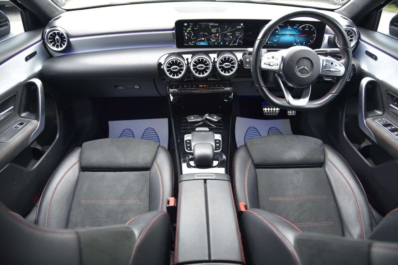 A 2018 MERCEDES-BENZ A-CLASS 1.5 A180d AMG Line (Premium) Hatchback 5dr Diesel 7G-DCT Euro 6 (s/s) (116 A 2018 MERCEDES-BENZ A-CLASS 1.5 A180d AMG Line (Premium) Hatchback 5dr Diesel 7G-DCT Euro 6 (s/s) (116