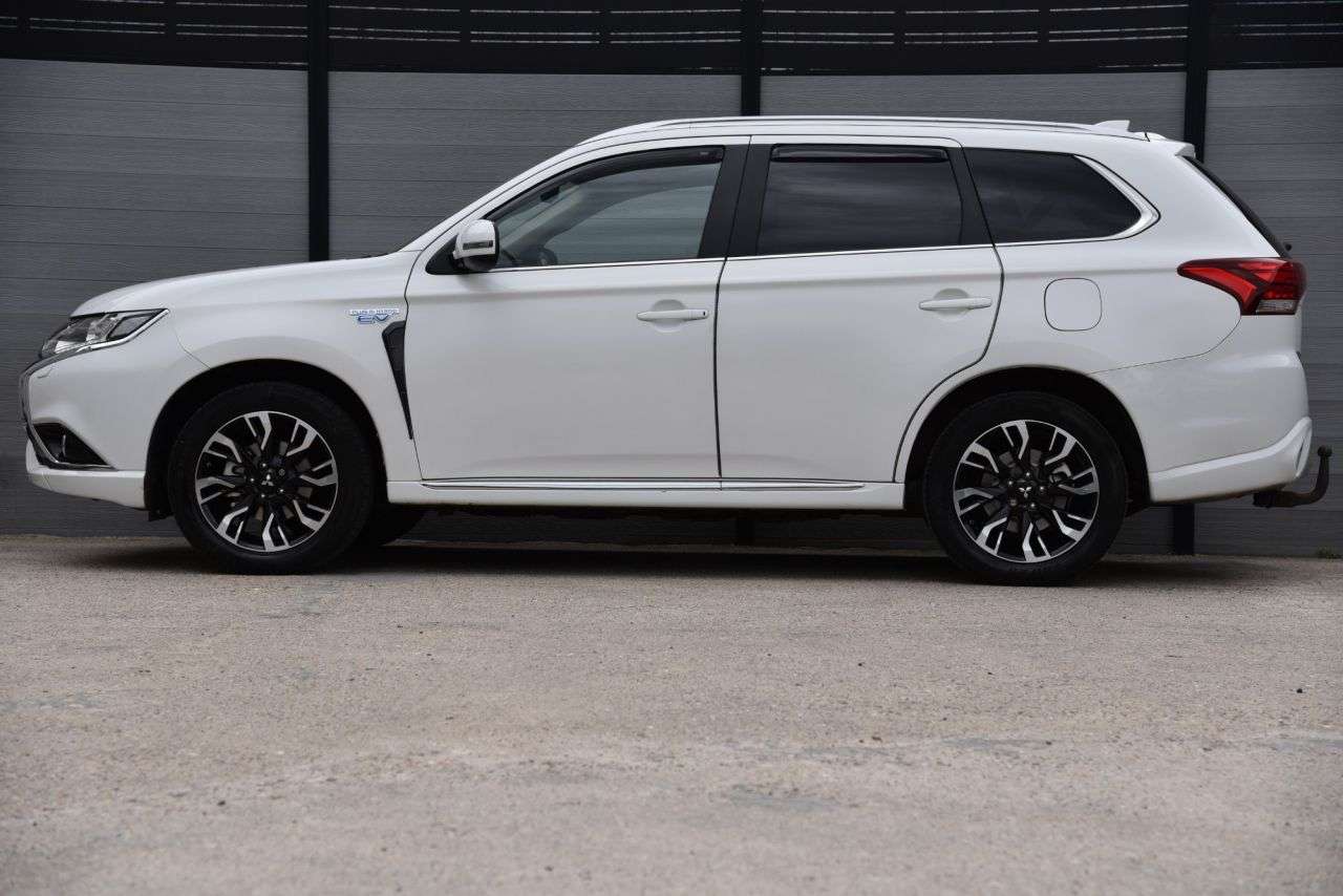 2017 MITSUBISHI OUTLANDER 2017 MITSUBISHI OUTLANDER