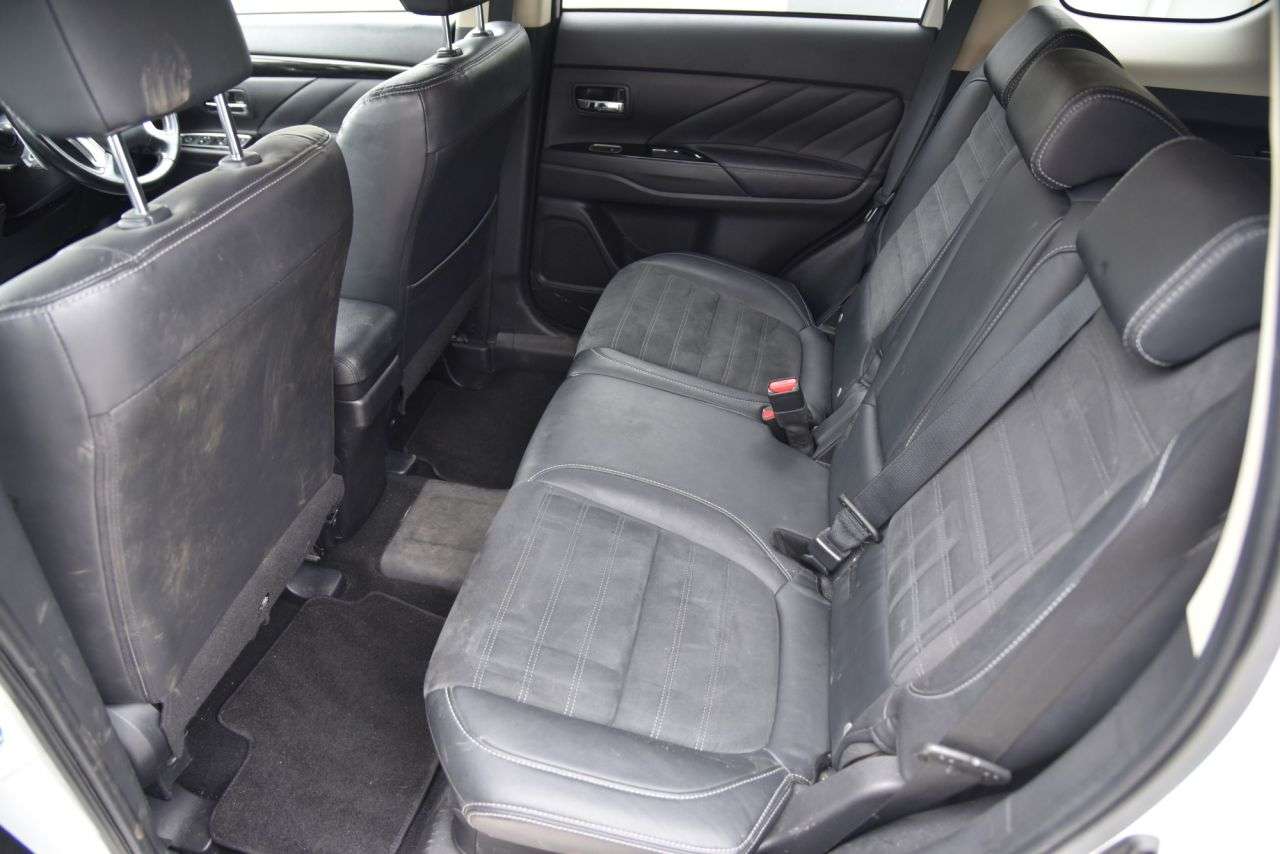 2017 MITSUBISHI OUTLANDER 2017 MITSUBISHI OUTLANDER