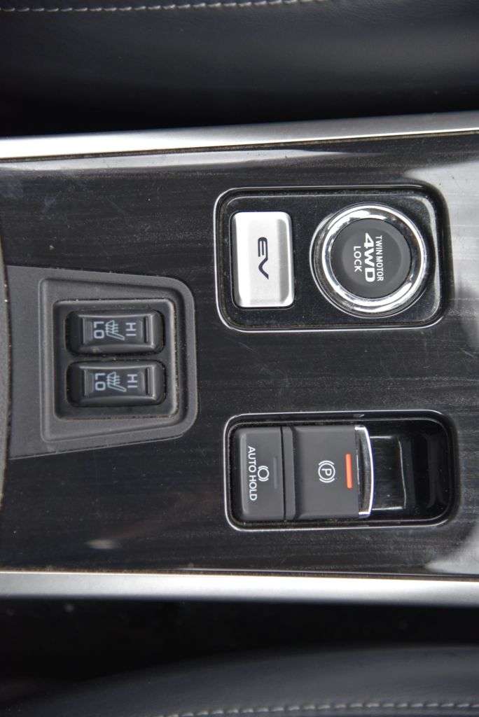 2017 MITSUBISHI OUTLANDER 2017 MITSUBISHI OUTLANDER