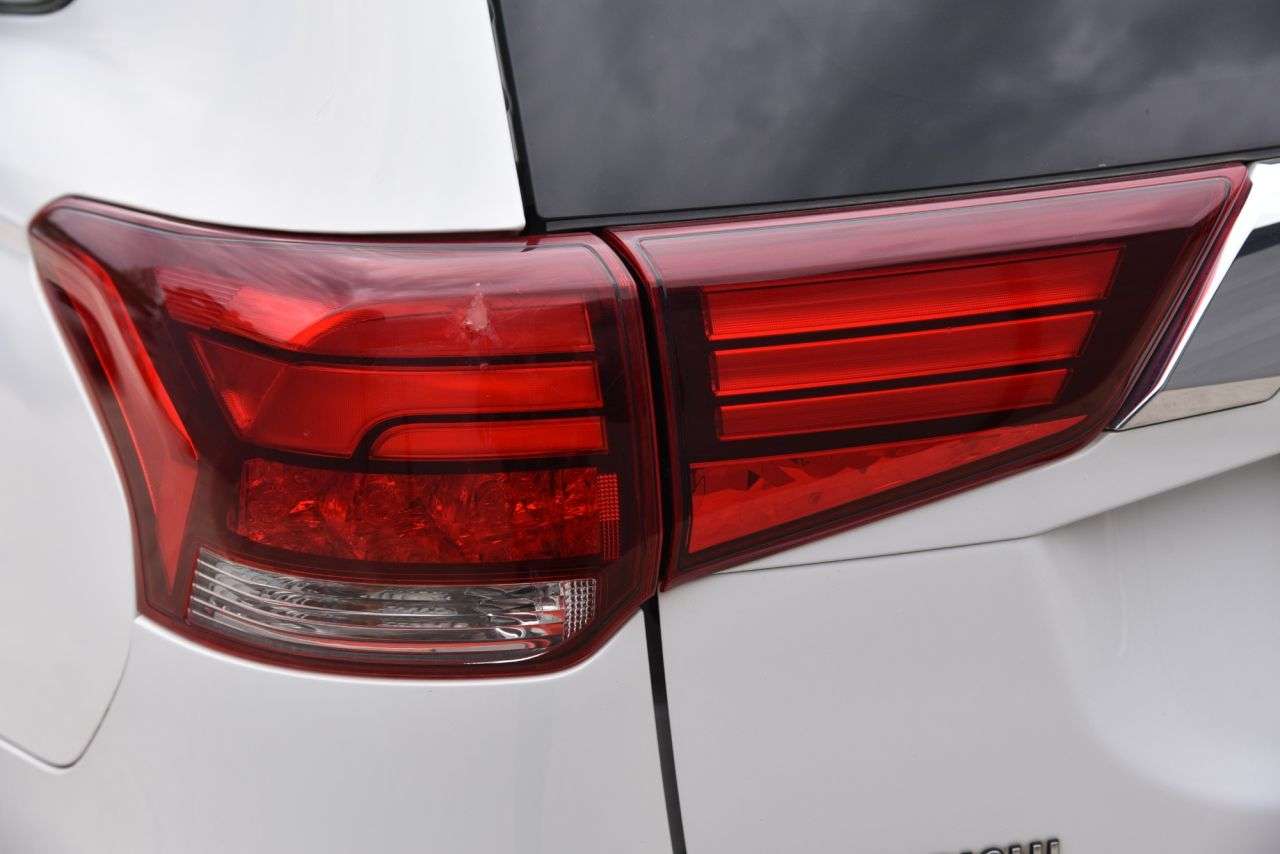 2017 MITSUBISHI OUTLANDER 2017 MITSUBISHI OUTLANDER