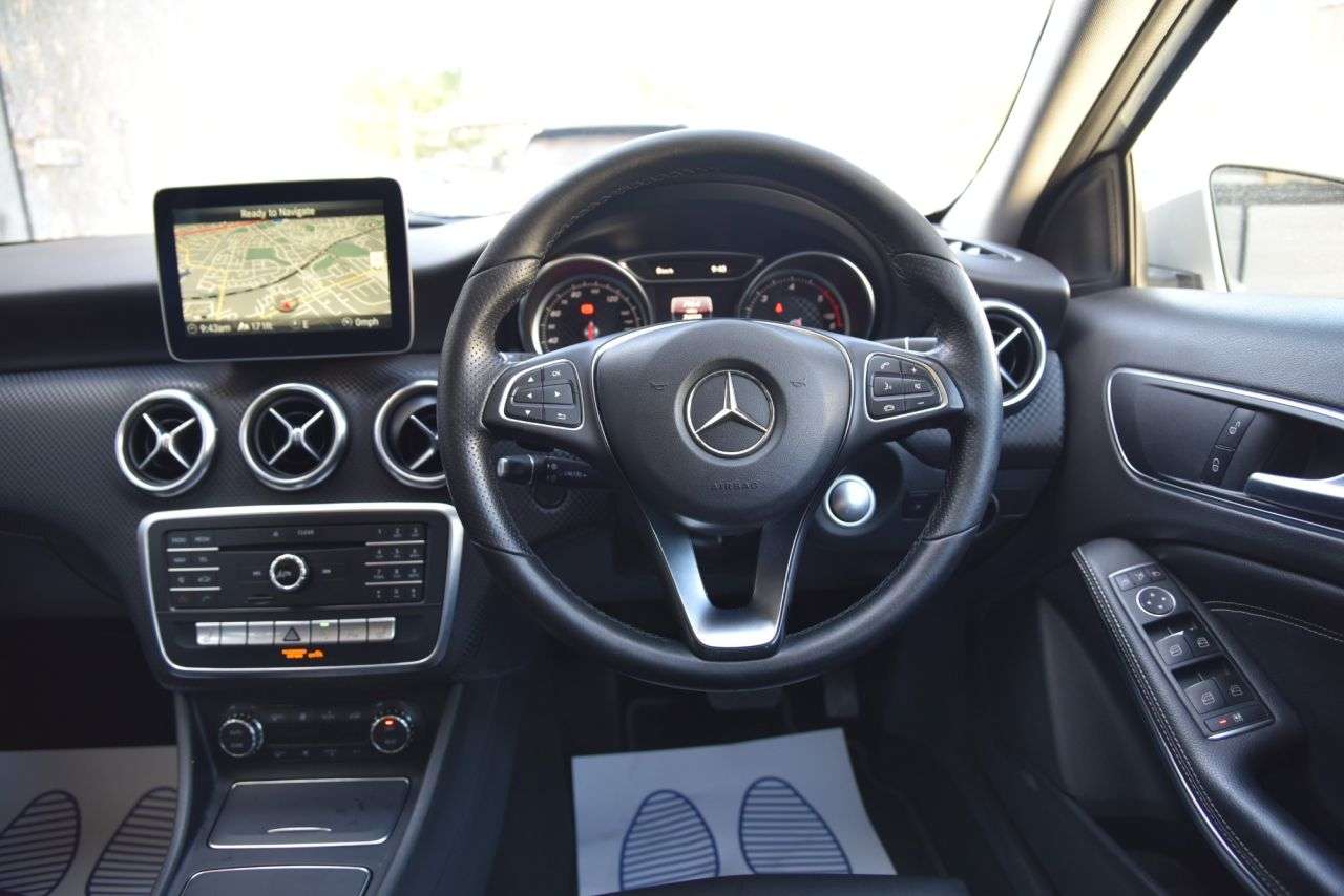 2018 MERCEDES-BENZ A-CLASS 2018 MERCEDES-BENZ A-CLASS