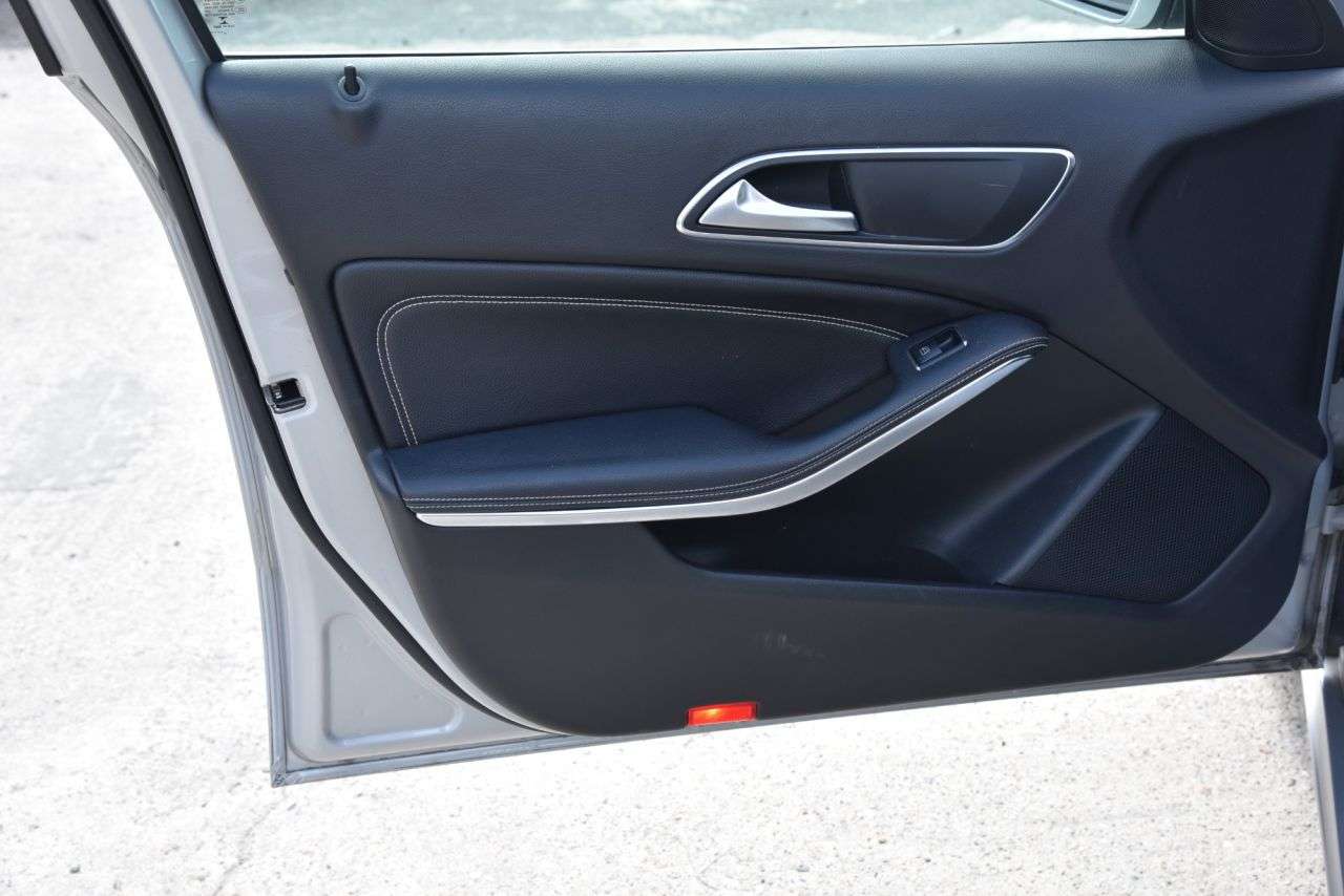 2018 MERCEDES-BENZ A-CLASS 2018 MERCEDES-BENZ A-CLASS