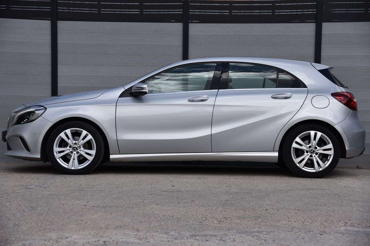 2018 MERCEDES-BENZ A-CLASS 2018 MERCEDES-BENZ A-CLASS