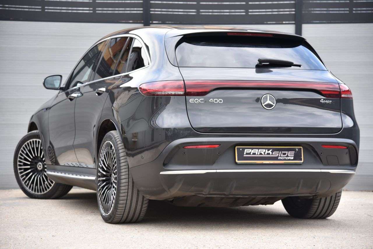 A 2022 MERCEDES-BENZ EQC EQC 400 80kWh AMG Line (Premium) SUV 5dr Electric Auto 4MATIC (408 ps) LEAT A 2022 MERCEDES-BENZ EQC EQC 400 80kWh AMG Line (Premium) SUV 5dr Electric Auto 4MATIC (408 ps) LEAT