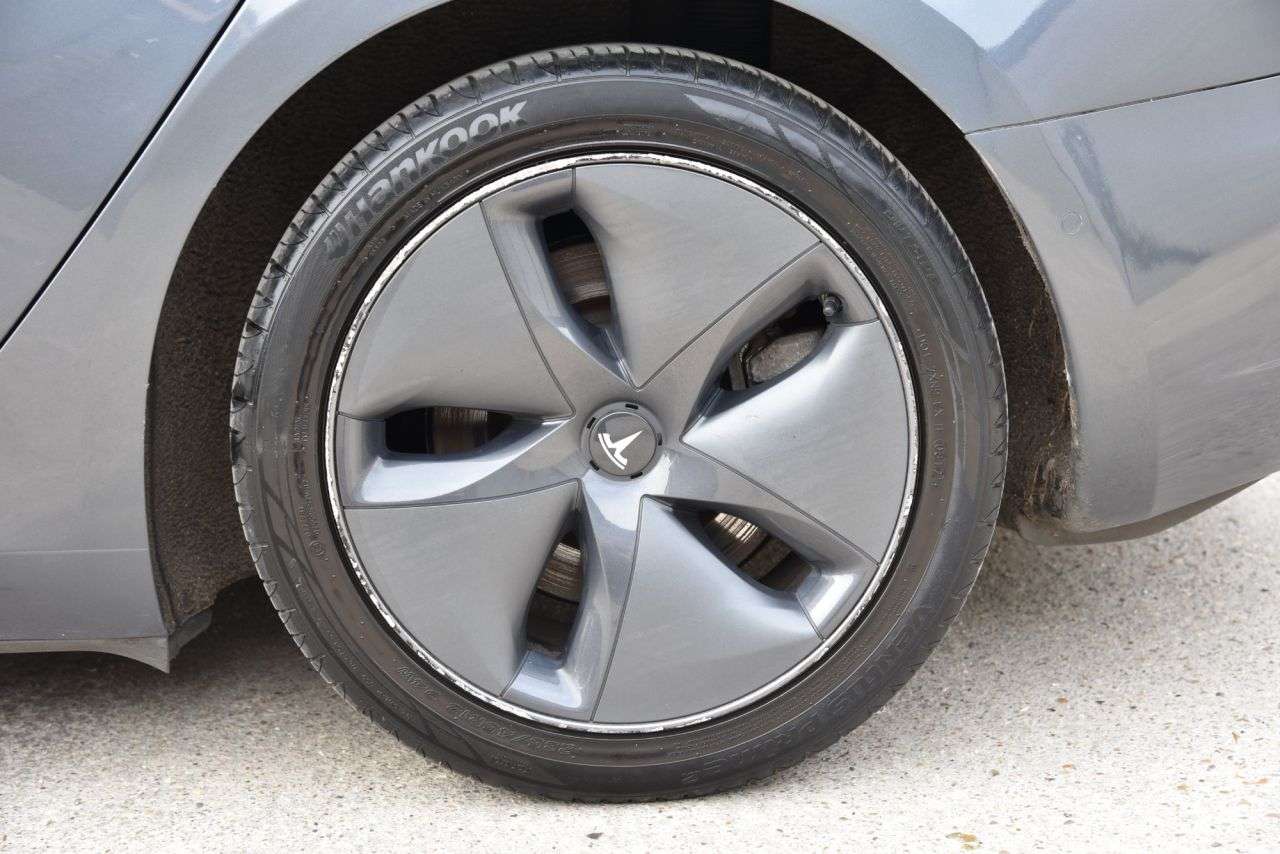 2020 TESLA MODEL 3 2020 TESLA MODEL 3