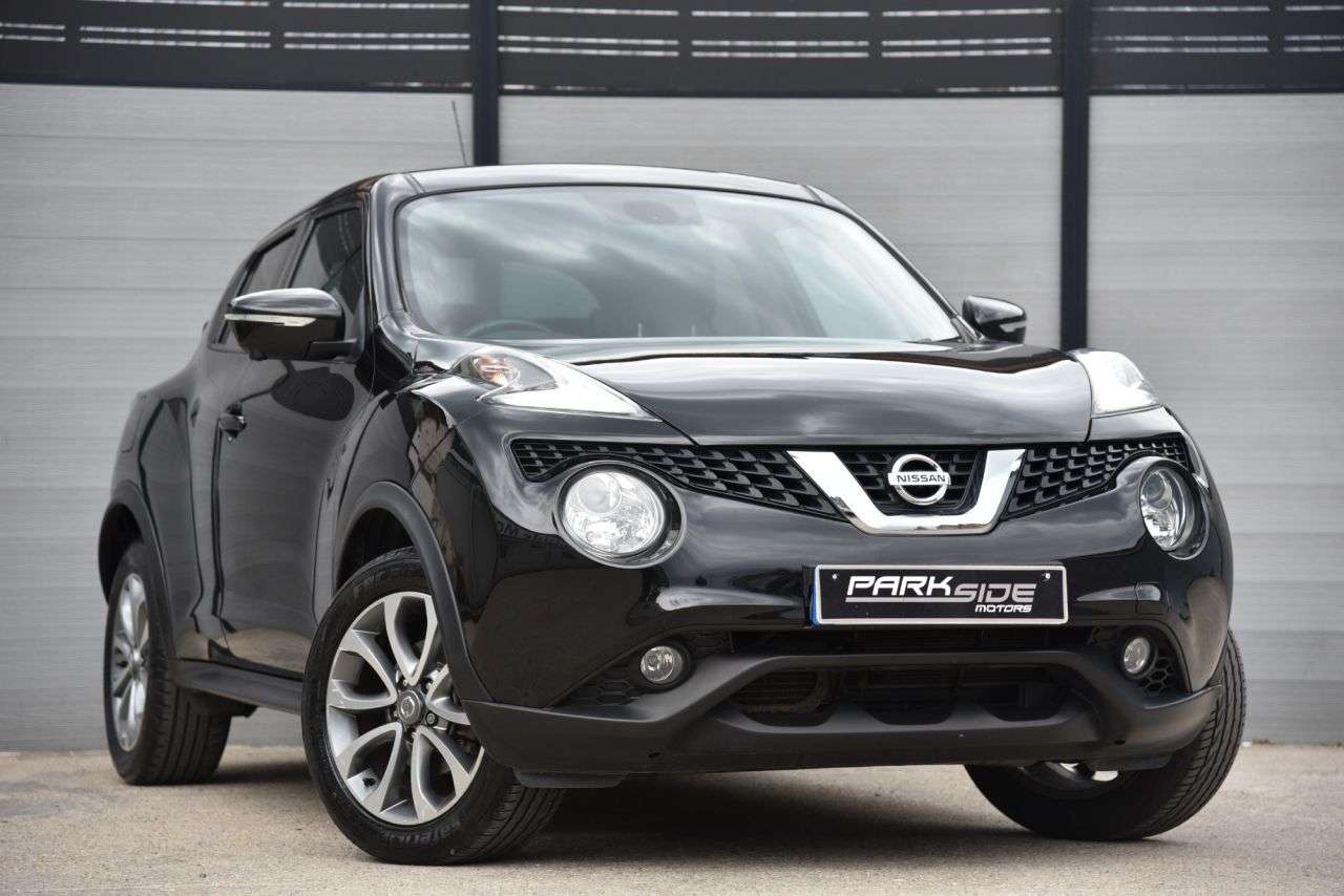 A 2017 NISSAN JUKE 1.6 Tekna SUV 5dr Petrol XTRON Euro 6 (117 ps) LEATHER | XTRONIC | LOW MILE A 2017 NISSAN JUKE 1.6 Tekna SUV 5dr Petrol XTRON Euro 6 (117 ps) LEATHER | XTRONIC | LOW MILE