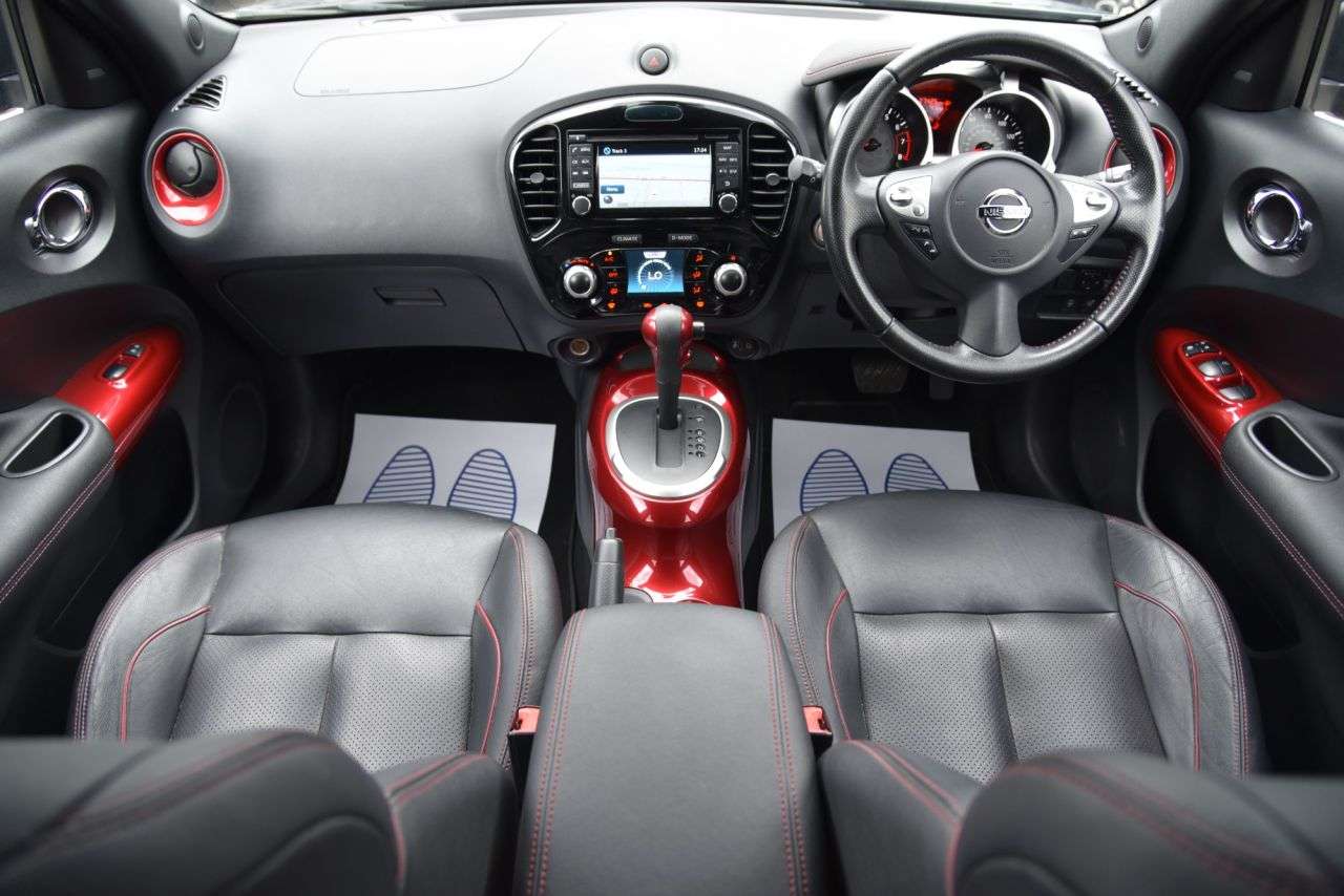 A 2017 NISSAN JUKE 1.6 Tekna SUV 5dr Petrol XTRON Euro 6 (117 ps) LEATHER | XTRONIC | LOW MILE A 2017 NISSAN JUKE 1.6 Tekna SUV 5dr Petrol XTRON Euro 6 (117 ps) LEATHER | XTRONIC | LOW MILE